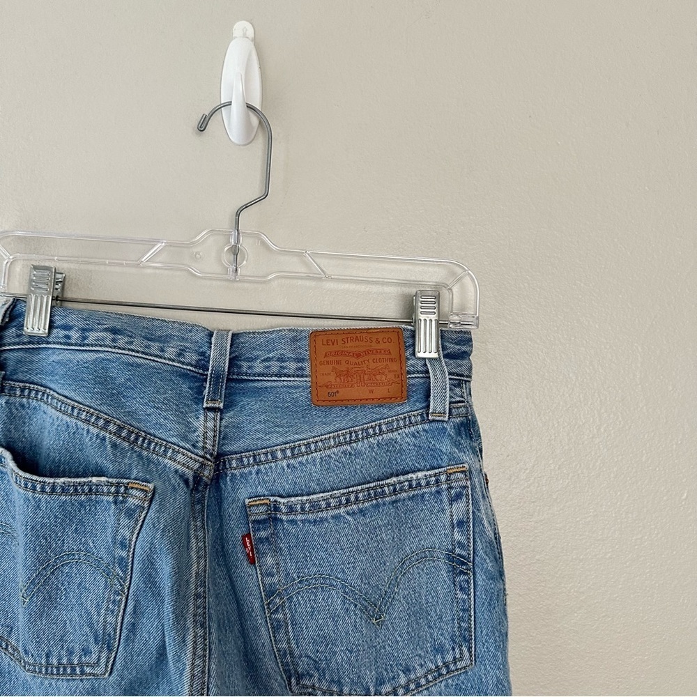 Levi’s blue jeans women 24 - Picture 2 of 11